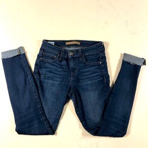 Joe’s jeans “The Skinny” women’s stretchy distressed cuff jeans
